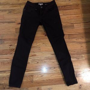 Burberry Jeans - Authentic Burberry Westbourne Skinny Jeans Burberry Jeans - Authentic Burberry Westbourne Skinny Jeans